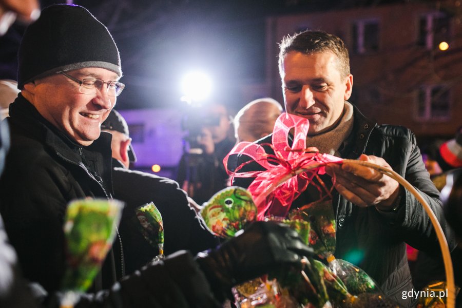 Pierwsze świąteczne iluminacje rozbłysły na Pogórzu // fot. Karol Stańczak