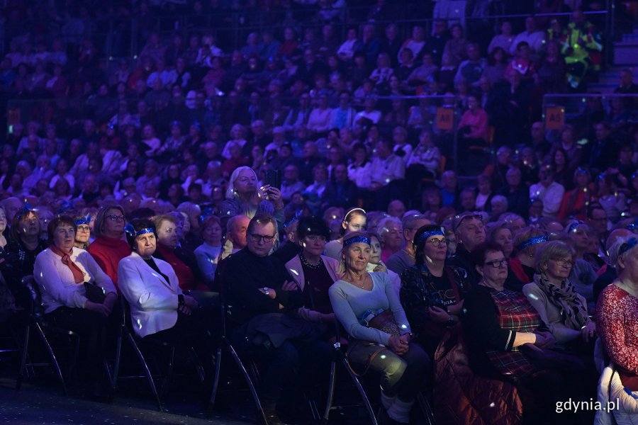 Uczestnicy balu w Polsat Plus Arenie Gdynia