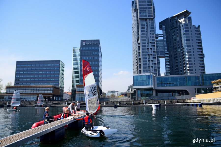 Oficjalnie powitanie pierwszej jednostki korzystającej z Mariny Yacht Park, fot. Kamil Złoch