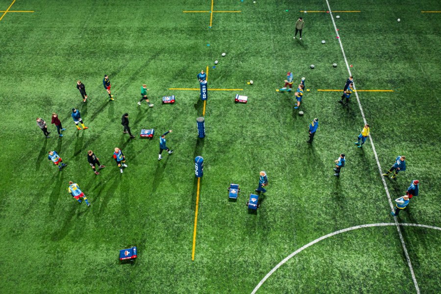 Odważny trening z rugbystami Arki // fot. Marek Sałatowski (materiały Odważni Wygrywają)