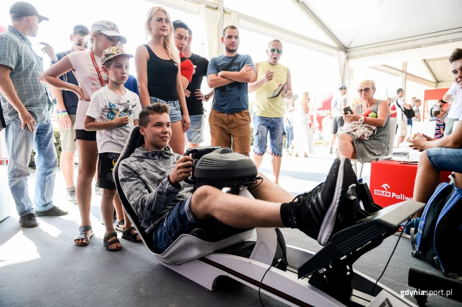 Gdynia znalazła się w centrum motoryzacyjnej Polski - wszystko za sprawą Verva Street Racing Gdynia 2019 // fot. Dawid Linkowski