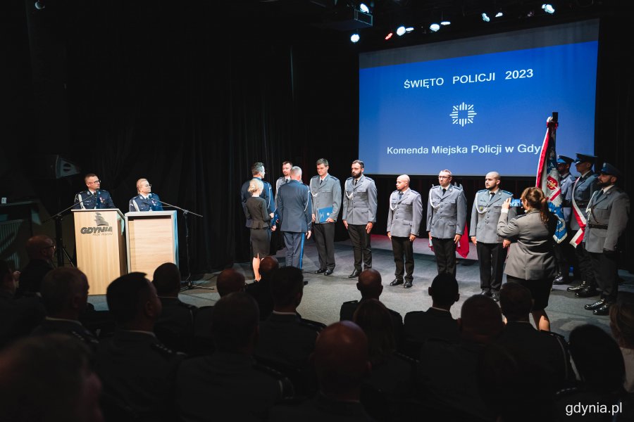Święto Policji w Konsulacie Kultury w Gdyni, fot. Kamil Złoch