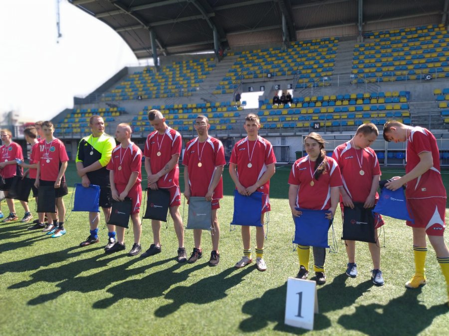 zawodnicy XXII Pomorskiego Turnieju Piłki Nożnej Olimpiad Specjalnych w Gdyni // fot. E.Schwarz
