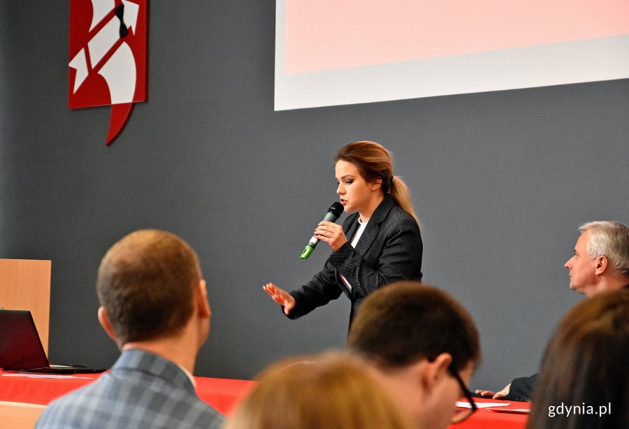 Konferencja „Nowoczesne zarządzanie szkołą” w WSAiB w Gdyni, fot. Kamil Złoch