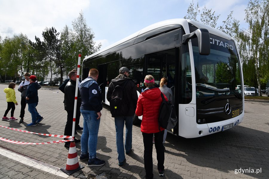 Dni Otwarte Funduszy Europejskich w bazie Przedsiębiorstwa Komunikacji Autobusowej w Gdyni // fot. Michał Puszczewicz