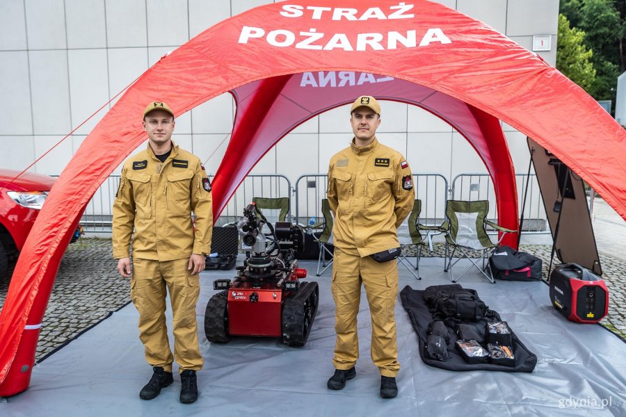 Na pikniku obecni byli m.in. strażacy (fot. Piotr Żagiell)