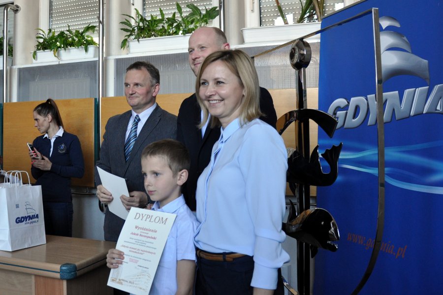 Wręczenie nagród uczestnikom konkursu / fot. Dorota Nelke