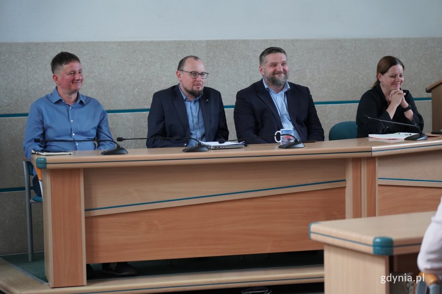 Na zdjęciu od lewej: Paweł Korycki, Mariusz Bzdęga, Tadeusz Szemiot i Aleksandra Kosiorek (fot. Karolina Szypelt)