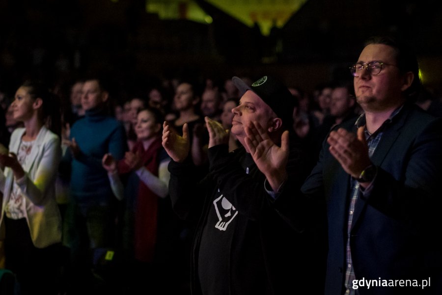 Publiczność w Gdynia Arenie bije brawo
