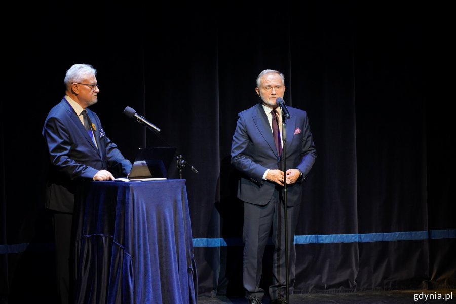 Na scenie były prezydent Gdyni Wojciech Szczurek i Sławomir Kitowski