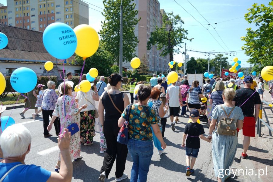 Parada na ulicy Chylońskiej (fot. Magdalena Starnawska)