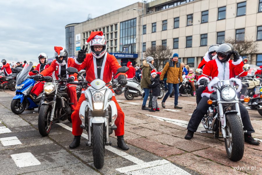 Mikołaje na Motocyklach w Gdyni, fot. Piotr Żagiell