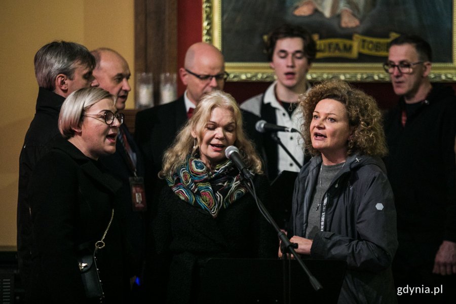 Uroczystość otwarcia VI Przeglądu Teatrów Amatorskich „Kurtyna” im. Marka Hermanna // fot. Karol Stańczak