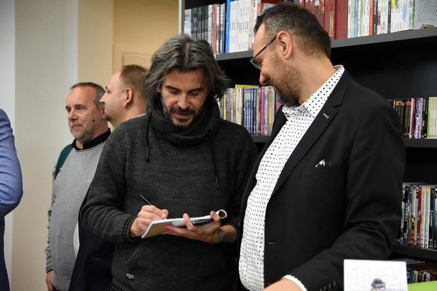 Biblioteka z Pasją // fot. Michał Puszczewicz