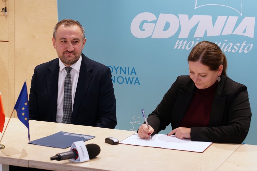 Podpisanie porozumienia Porozumienia w sprawie pakietu przedsięwzięć rewitalizacyjnych w ramach  FEP 2021-2027 pomiędzy Miastem Gdynia a Województwem Pomorskim