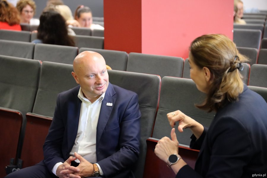 Tomasz Gałązka, dyrektor zarządzający ds. inwestycji Urzędu Miasta Gdyni podczas warsztat&oacute;w z AAC