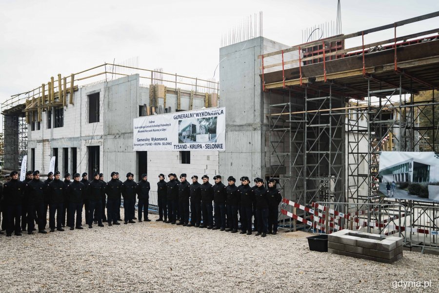 Ceremonia wmurowania kamienia węgielnego pod Akademickie Centrum Technologii Podwodnych na gdyńskim Oksywiu, fot. Kamil Złoch