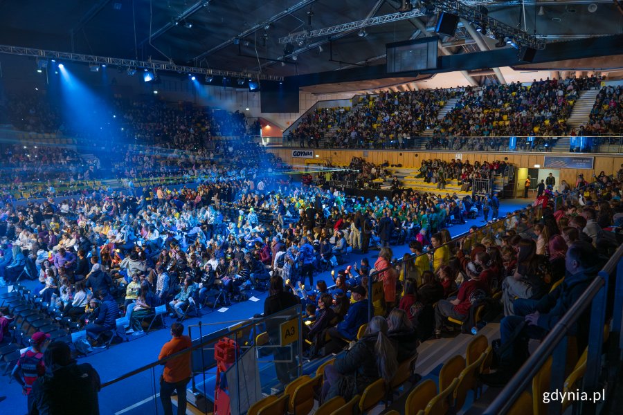 Podczas finału hala widowiskowa-sportowa wypełniła się tysiącami uczestników z całej Polski (fot. Natalia Kawalerowicz) 