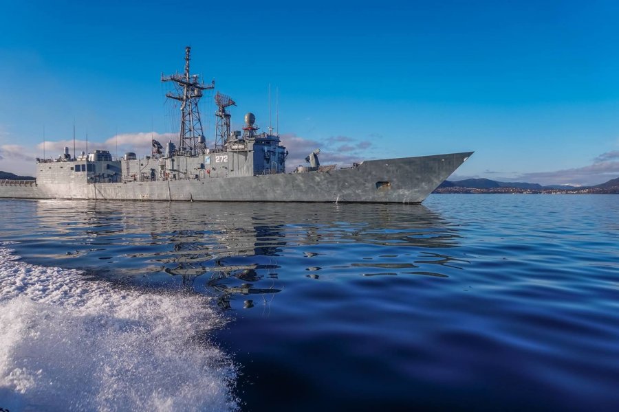 ORP "Gen. K. Pułaski" w drodze do Gdyni // fot. st. chor. mar. Piotr Leoniak