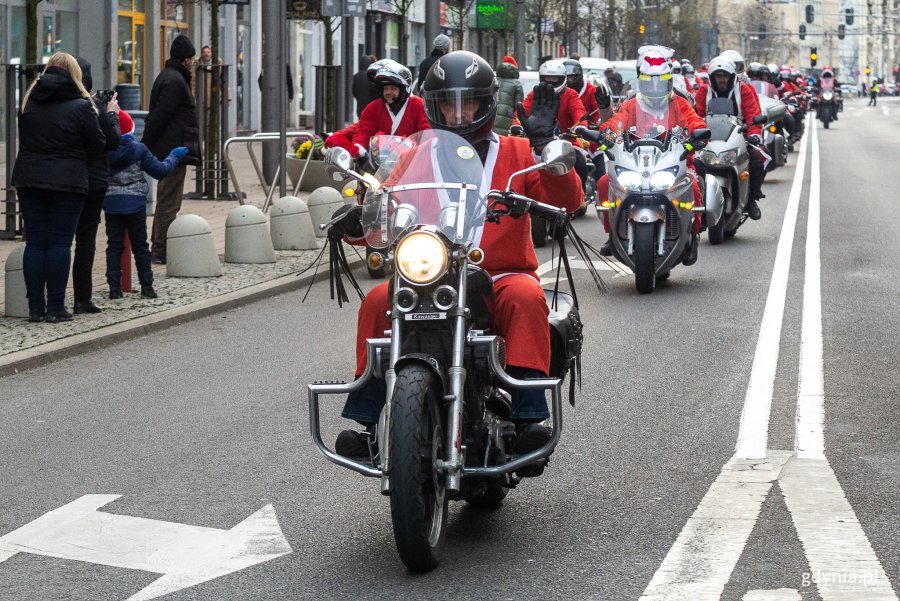 Mikołaje na Motocyklach w Gdyni, fot. Piotr Żagiell