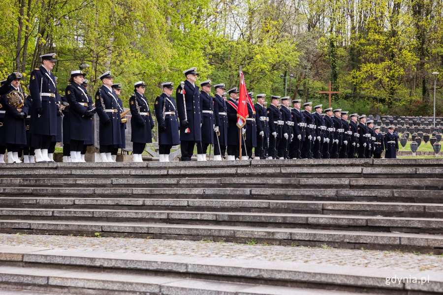 W sobotę 13 kwietnia, w Dzień Pamięci Ofiar Zbrodni Katyńskiej, Gdynia oddała hołd Polakom zamordowanym przez NKWD. Fot. Karol Stańczak. 