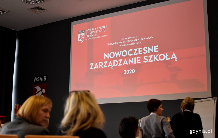 Konferencja „Nowoczesne zarządzanie szkołą” w WSAiB w Gdyni, fot. Kamil Złoch