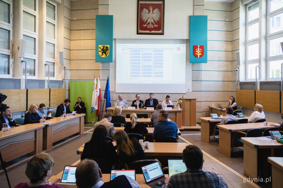 Nadzwyczajna sesja Rady Miasta Gdyni z dnia 20 maja 2025 roku (fot. Kamil Złoch)
