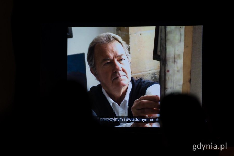 Na wystawie można obejrzeć film poświęcony tw&oacute;rczości Michela Henricot