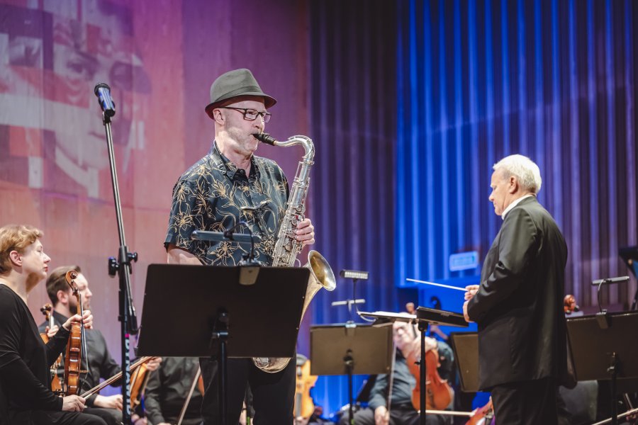 Ostatni, niedzielny koncert w ramach tegorocznego Gdynia Classica Nova, czyli występ Polskiej Filharmonii Kameralnej z Sopotu pod batutą maestro Wojciecha Rajskiego, fot. Tomasz Kamiński