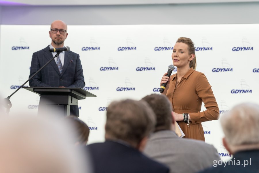Na zdjęciu: Zygmunt Zmuda-Trzebiatowski i Anna Chojnowska z Biura Prezydenta (fot. Paweł Budziński)