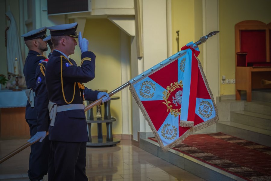 W Kościele Garnizonowym MW na Oksywiu odbyła się uroczysta msza święta z okazji Święta Wojska Polskiego // fot.st. chor. szt. mar. Piotr Leoniak  