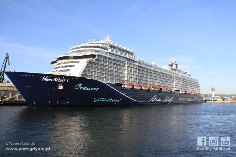 Mein Schiff 1 / fot. Tadeusz Urbaniak Port Gdynia
