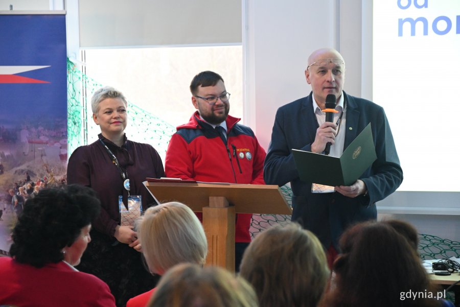 Wiceprezes PTTK Marynarki Wojennej w Gdyni Jarosław Kaczmarczyk zabiera głos