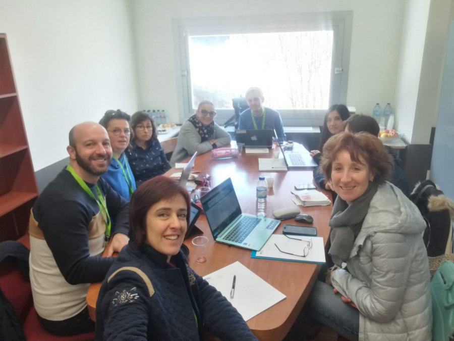 Projekt Erasmus+ "Una Europa, muchas historias"