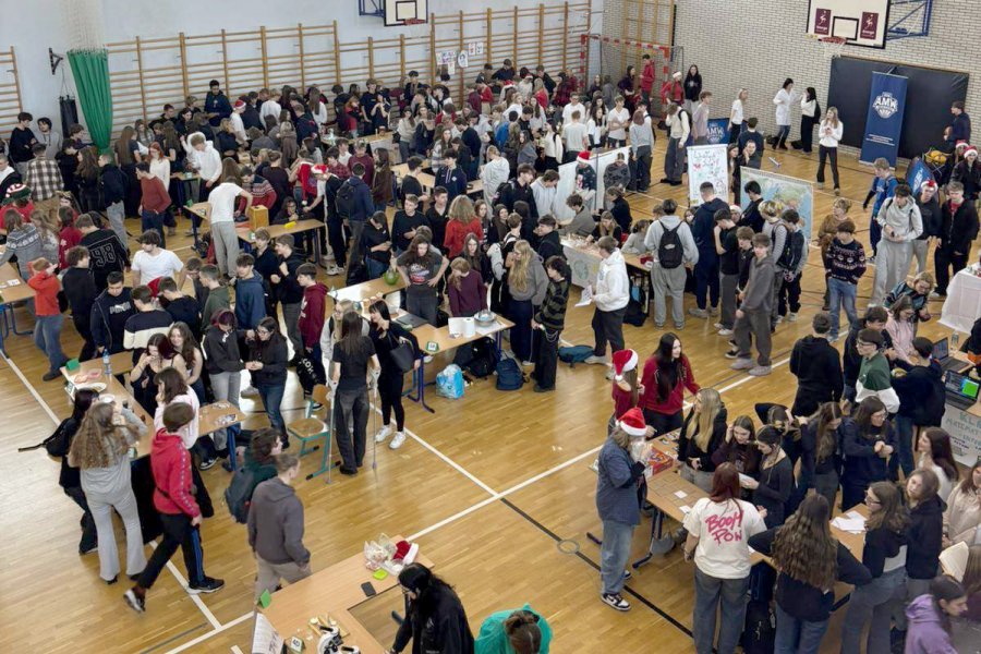 Na zdjęciu SFN w V LO w Gdyni (fot. archiwum V LO w Gdyni)