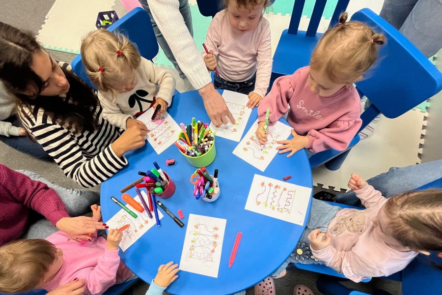 Zajęcia rozwojowe dla dzieci w wieku 1&ndash;3 lat prowadzić będzie Iryna Cherpak (fot. materiał z Miejsca Otwartego)