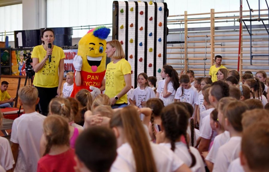 Monika Pyrek Camp w hali lekkoatletycznej Gdyńskiego Centrum Sportu, fot. Kamil Złoch