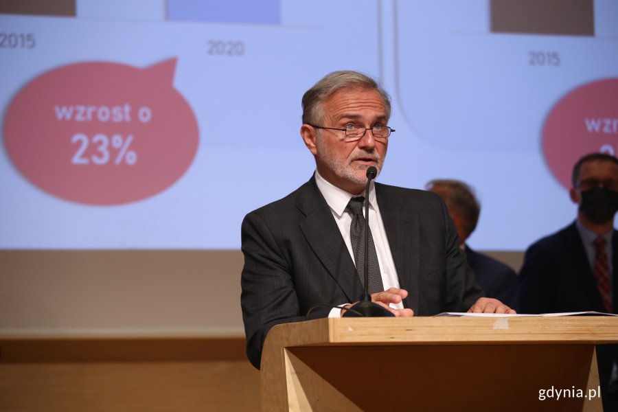 Wojciech Szczurek, prezydent Gdyni. Briefing prasowy pomorskich samorządowców nt. kondycji budżetów miast, gmin i powiatów, fot. Przemysław Kozłowski