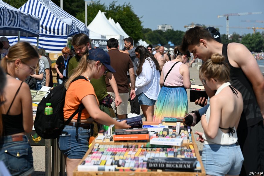 Ludzie i książki na Plenerze Literackim