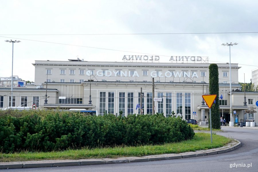 Dworzec PKP Gdynia Gł&oacute;wna to jeden z punkt&oacute;w na szlaku UNESCO