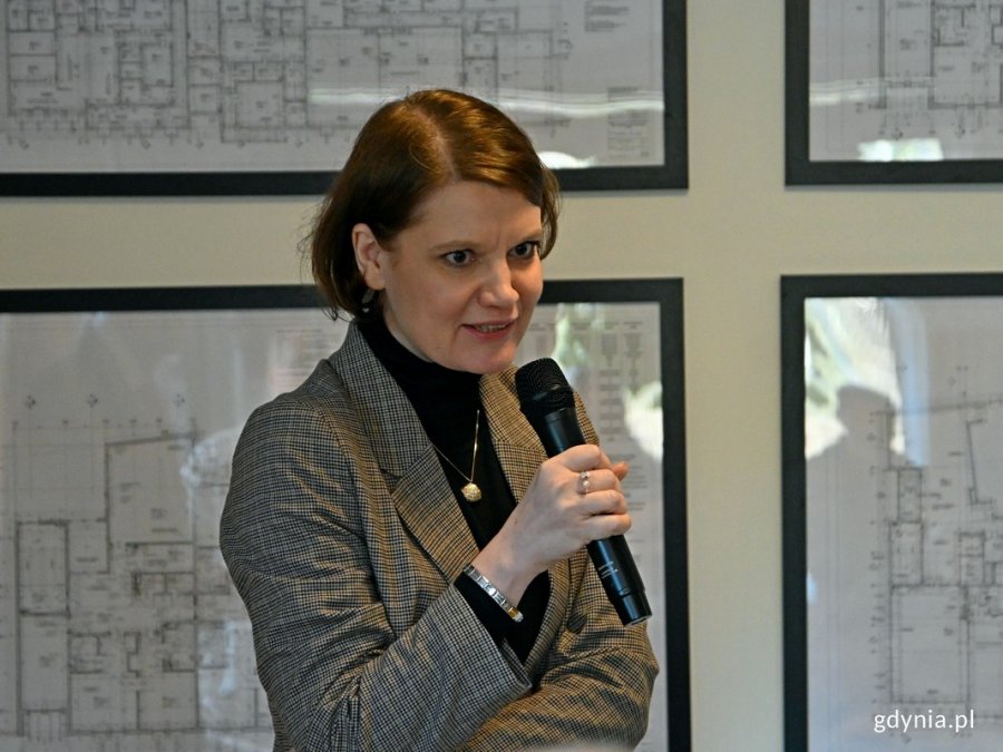 Wiceprezydentka Gdyni Katarzyna Gruszecka-Spychała podczas spotkania z okazji 1. rocznicy działalności Portu dla Rodziny