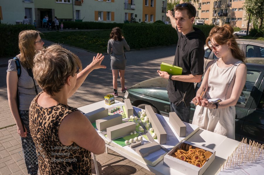 Wspólne projektowanie przestrzeni przy Chwarznieńskiej fot. LIS