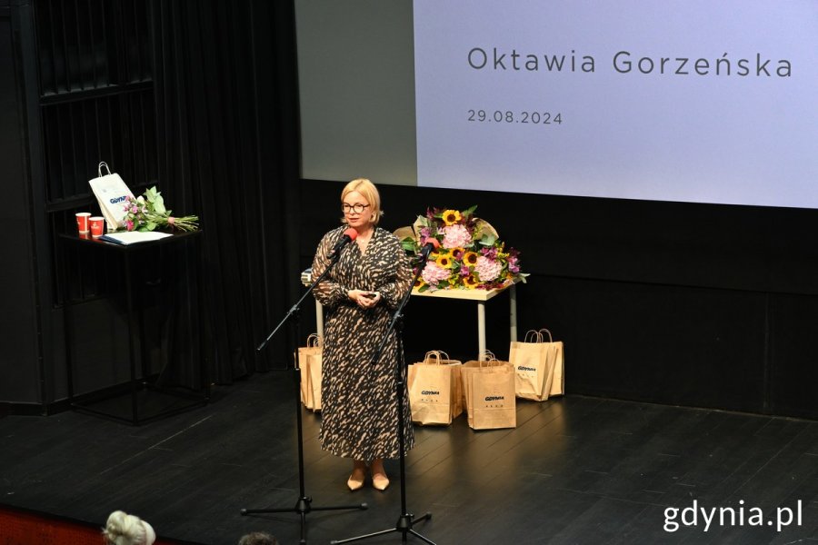 Na zdj. wiceprezydentka Oktawia Gorzeńska na scenie w GCF-ie