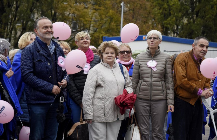 Marsz Różowej Wstążki już po raz 20. przeszedł ulicami Gdyni, fot. Kamil Złoch