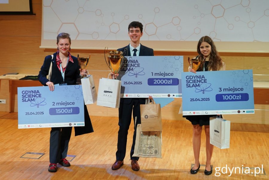Laureaci 2. edycji Gdynia Science Slam (fot. Magdalena Starnawska)