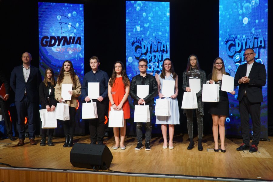 Święto muzyki - gala Mini Gdynia Open. Nagrody wręczali wiceprezydenci Gdyni - Michał Guć i Bartosz Bartoszewicz // fot. Aleksander Trafas (Laboratorium Innowacji Społecznych)