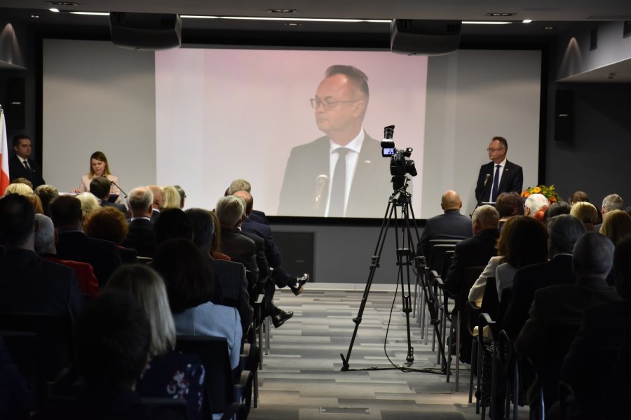 Uroczystość zakończenia misji konsularnej i przejęcia obowiązków odbyła się 9 maja w siedzibie norweskiej firmy DNV GL w Gdyni . Na zdjęciu: Olav Myklebust, ambasador Królestwa Norwegii // fot. Sławomir Okoń