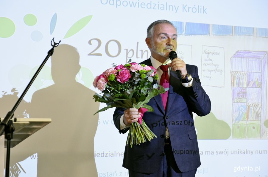Konferencja Follow the Rabbit w Gdyni - prezydent Gdyni, Wojciech Szczurek, fot. Kamil Złoch