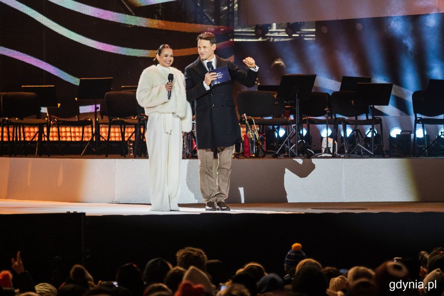 Koncert poprowadzili: Paulina Sykut-Jeżyna i Tomasz Wolny (fot. Karol Stańczak)