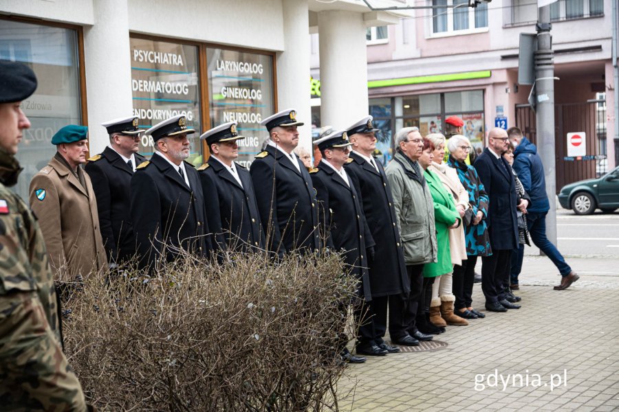 Uroczystość pod pomnikiem "Ofiar terroru komunistycznego" w dniu pamięci o żołnierzach wyklętych, fot. Michał Sałata